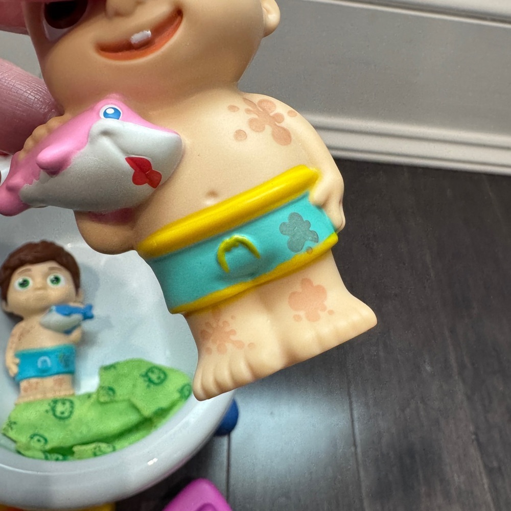 NWOT Cocomelon JJ Tom Tom Electronic Water Activated Bathtime Playset Toys - Picture 7 of 11